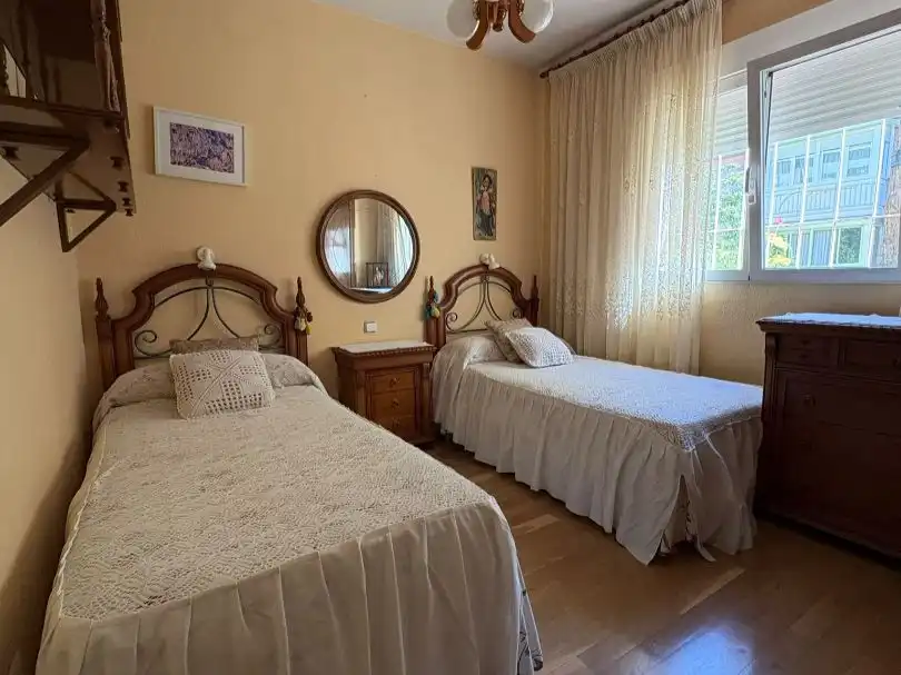 Bedroom of Flat for sale in Fuencarral - El Pardo
