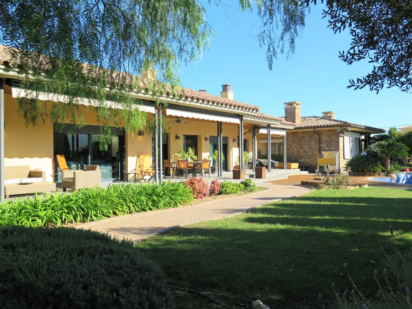 Garden of House or chalet for sale in L'Escala  with Air Conditioner, Heating and Private garden