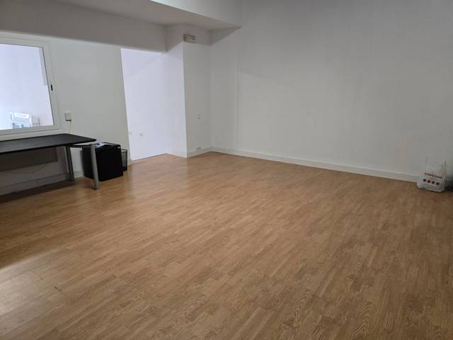 Local comercial en Venta en Rambla de Penyafel, 7 en Els Monjos