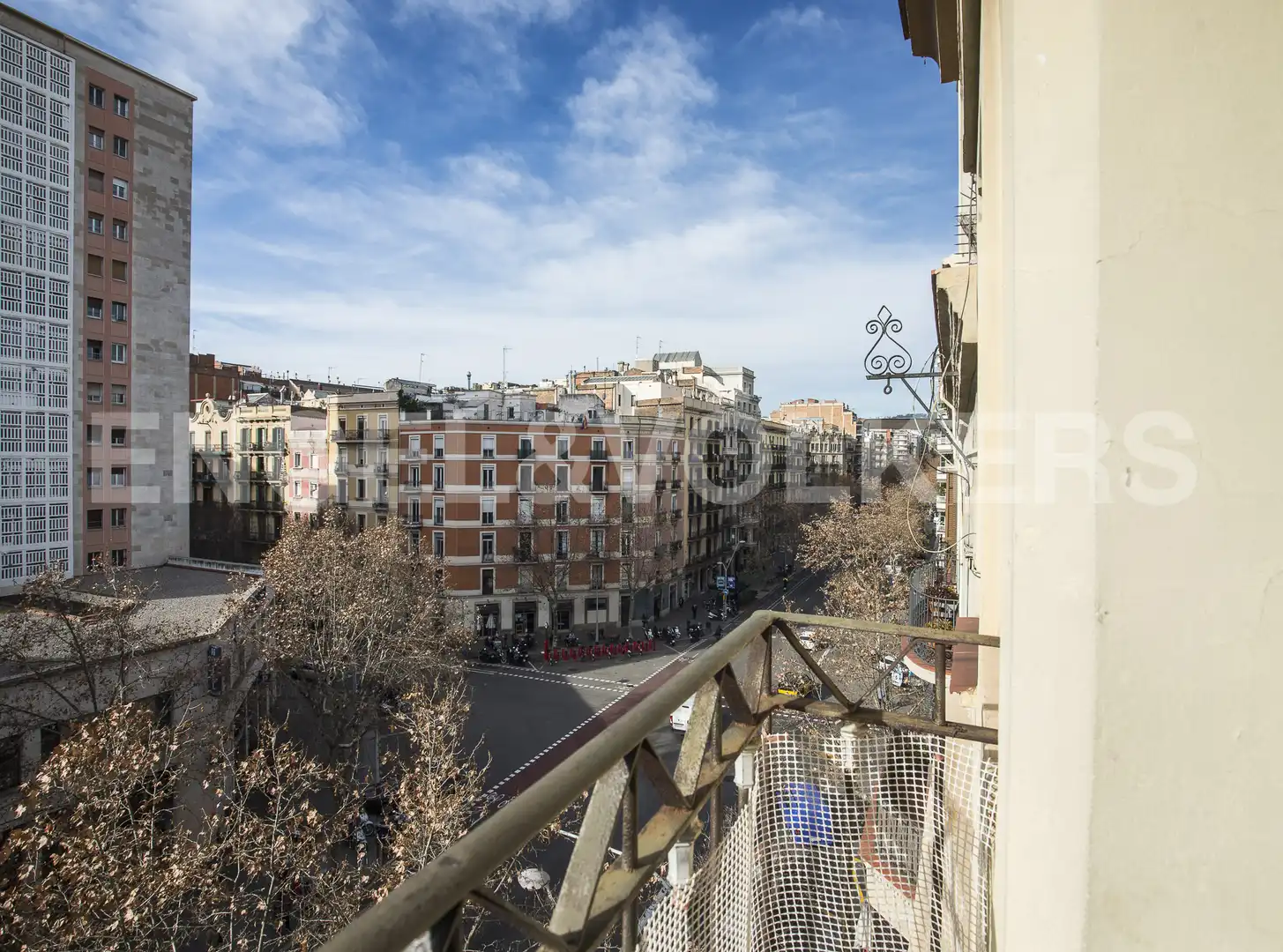 Außenansicht von Dachboden zum Verkauf in Barcelona mit Klimaanlage, Heizung und Parkett