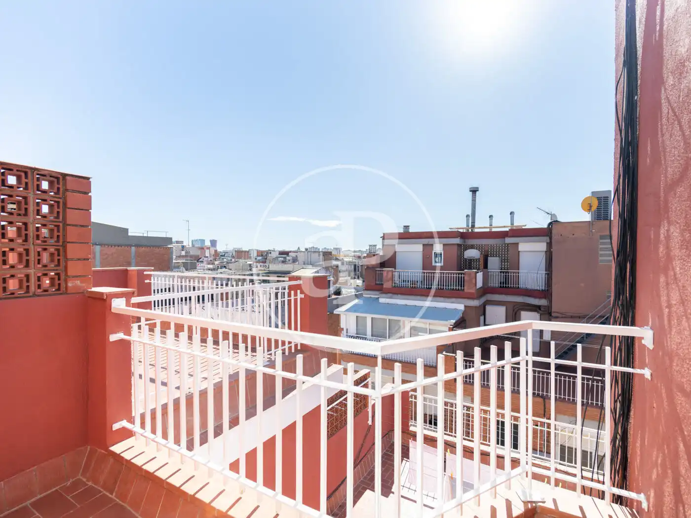 Terrasse von Dachboden zum Verkauf in L'Hospitalet de Llobregat mit Klimaanlage, Heizung und Terrasse