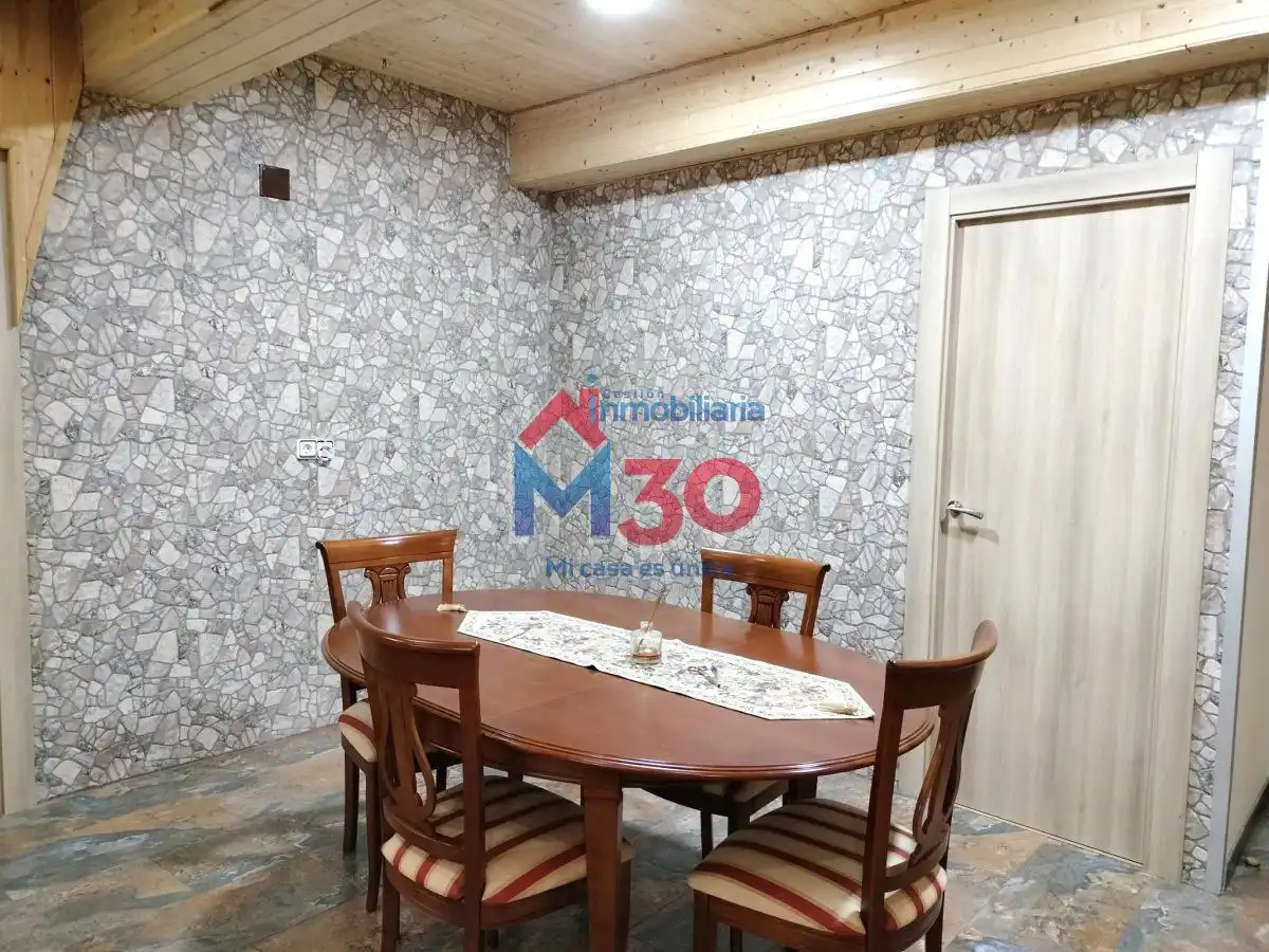 Comedor de Piso en venta en Miranda de Ebro con Calefacción