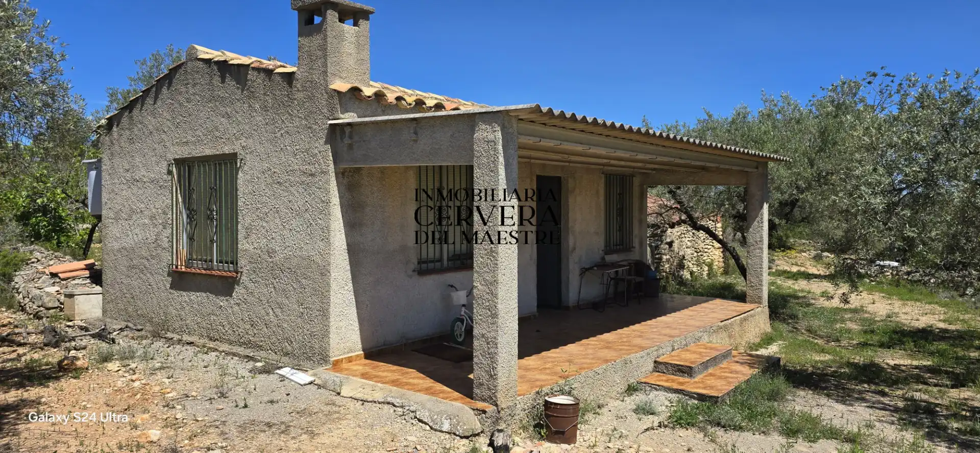 Vista exterior de Finca rústica en venda en Cervera del Maestre amb Moblat