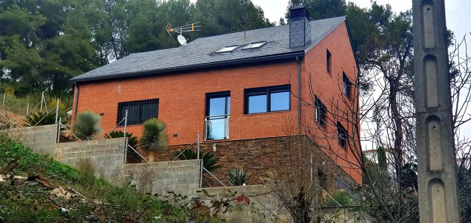 Vista exterior de Casa o xalet en venda en Els Hostalets de Pierola amb Aire condicionat