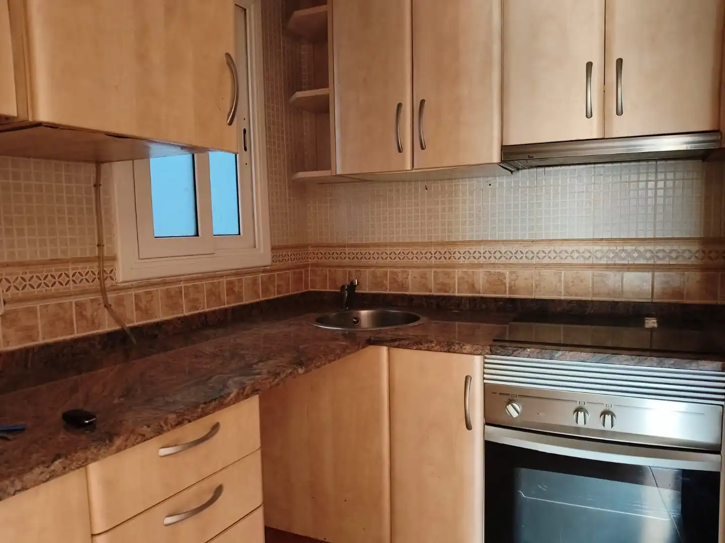 Flat with terrace for sale in Avinguda Maresme, imagen 5