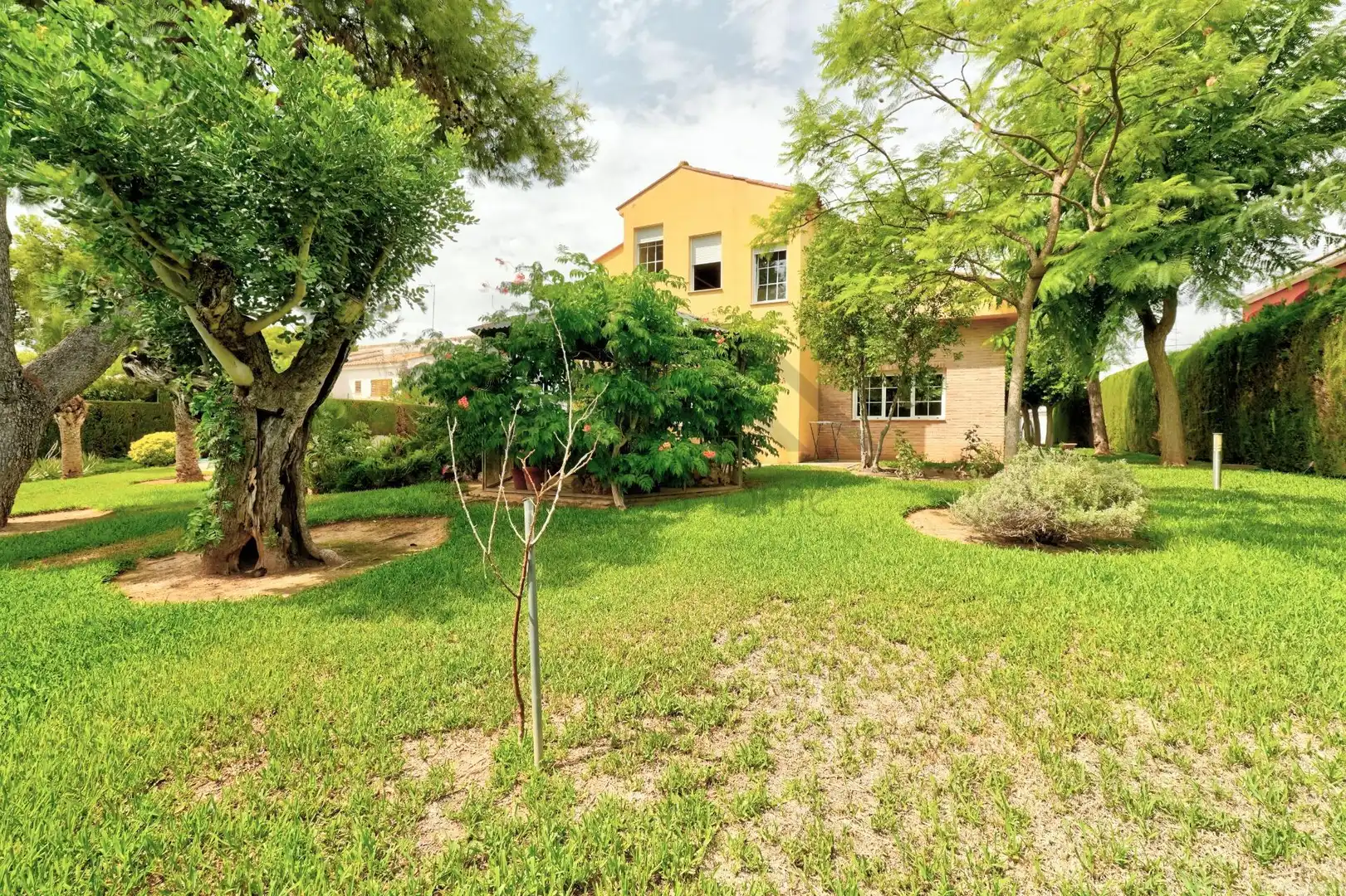Garden of Houses for sale in La Pobla de Vallbona  with Heating, Private garden and Terrace