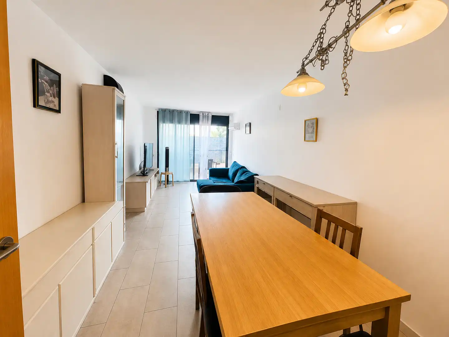 Sala de estar de Piso en venta en El Vendrell con Calefacción, Terraza y Piscina comunitaria