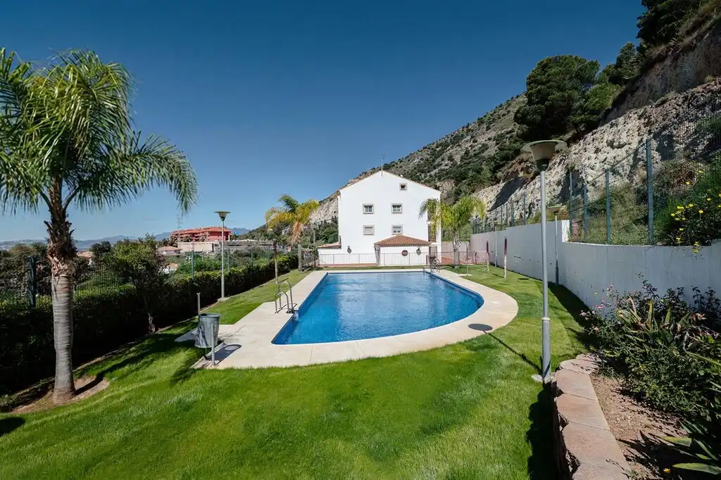 Schwimmbecken von Erdgeschoss zum Verkauf in Benalmádena mit Klimaanlage, Terrasse und Gemeinschaftspool