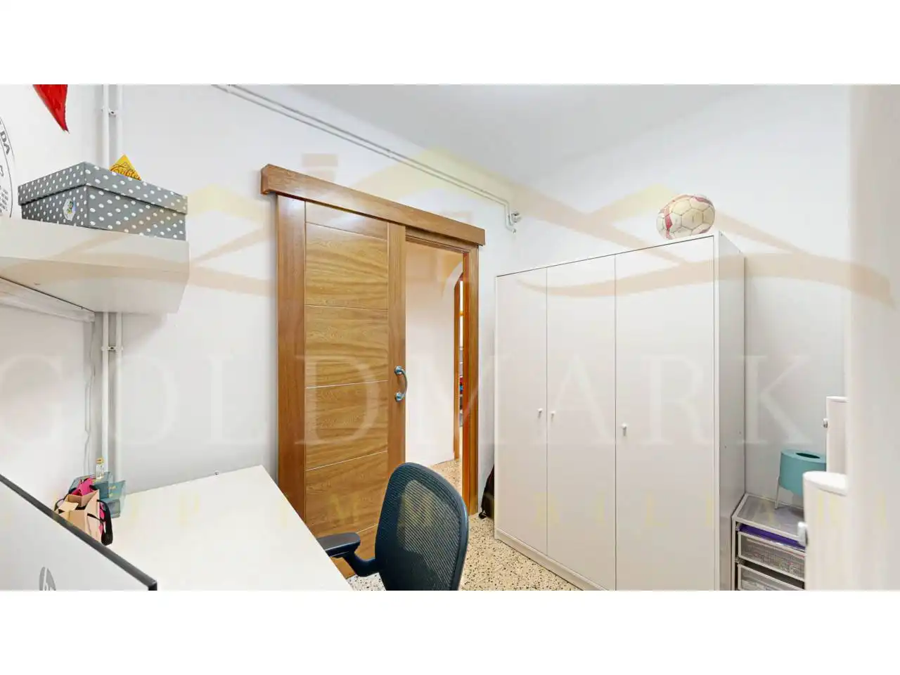 Flat for sale in Pallejà  with Air Conditioner and Heating