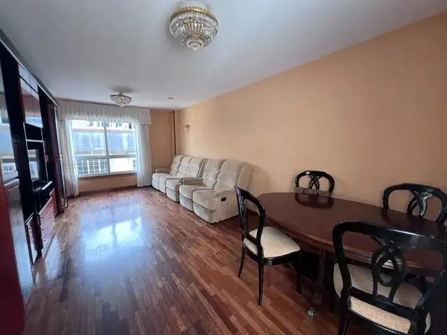 Sala de estar de Piso en venta en A Coruña Capital  con Calefacción, Parquet y Trastero