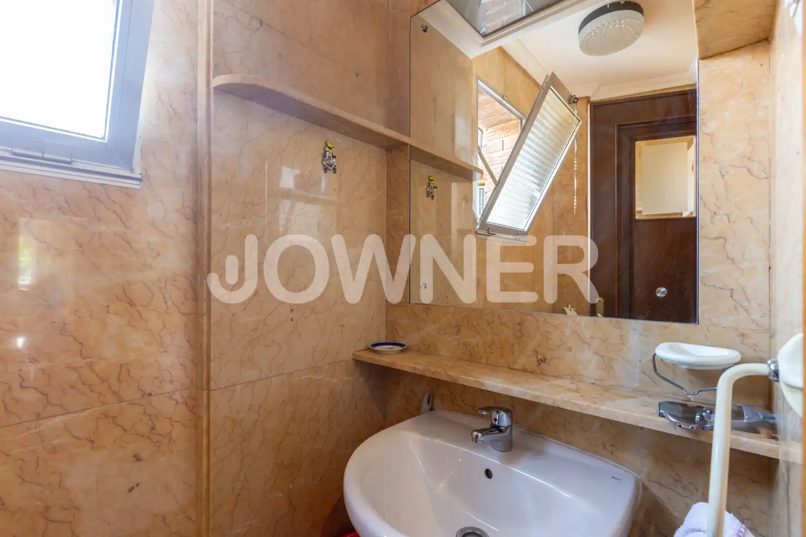 Baño de Piso en venta en Pozuelo de Alarcón con Aire acondicionado, Calefacción y Terraza