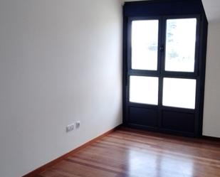 Bedroom of Flat for sale in Navia