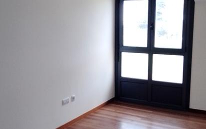 Bedroom of Flat for sale in Navia