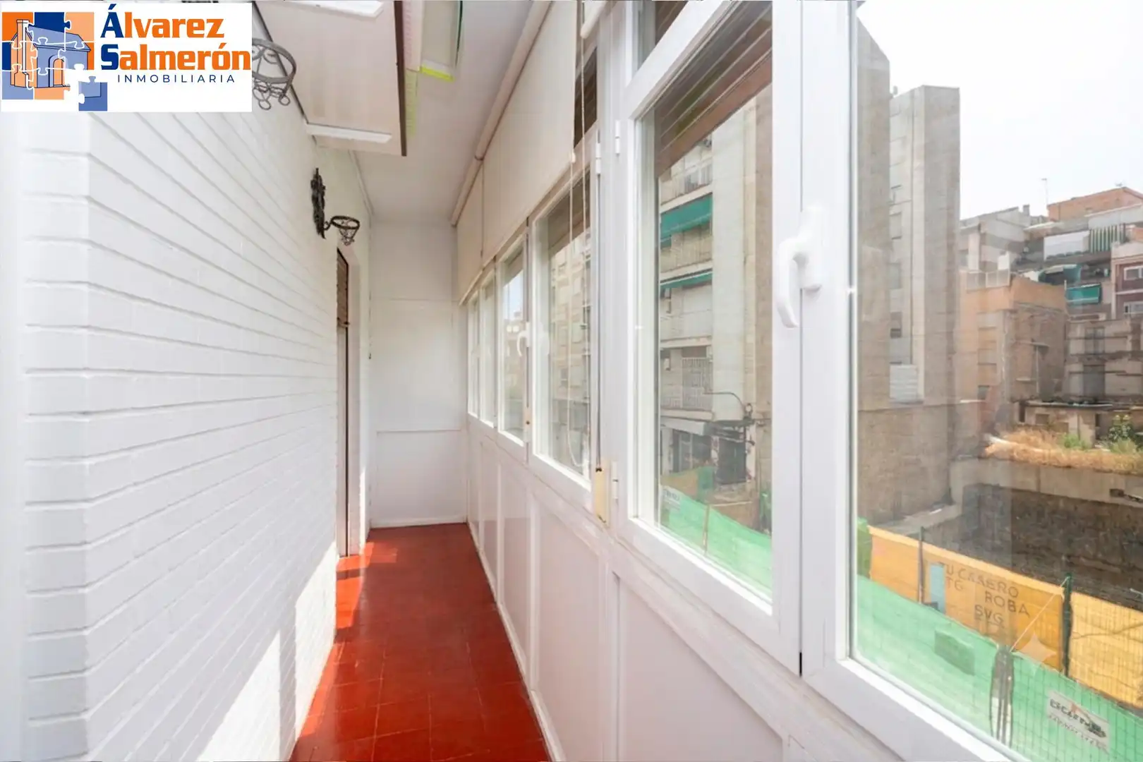 Balcony of Flat for sale in Granada  with Air Conditioner, Heating and Parquet flooring