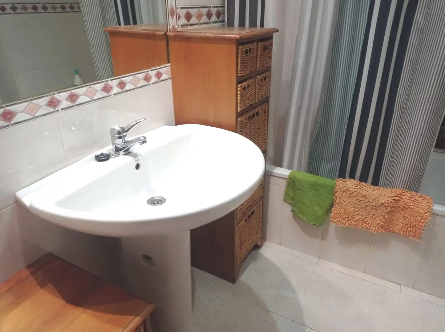 Baño de Piso en venta en Monzón con Calefacción, Terraza y Trastero