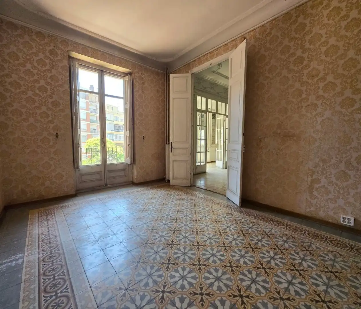 Sala de estar de Piso en venta en Barcelona con Calefacción, Trastero y Balcón