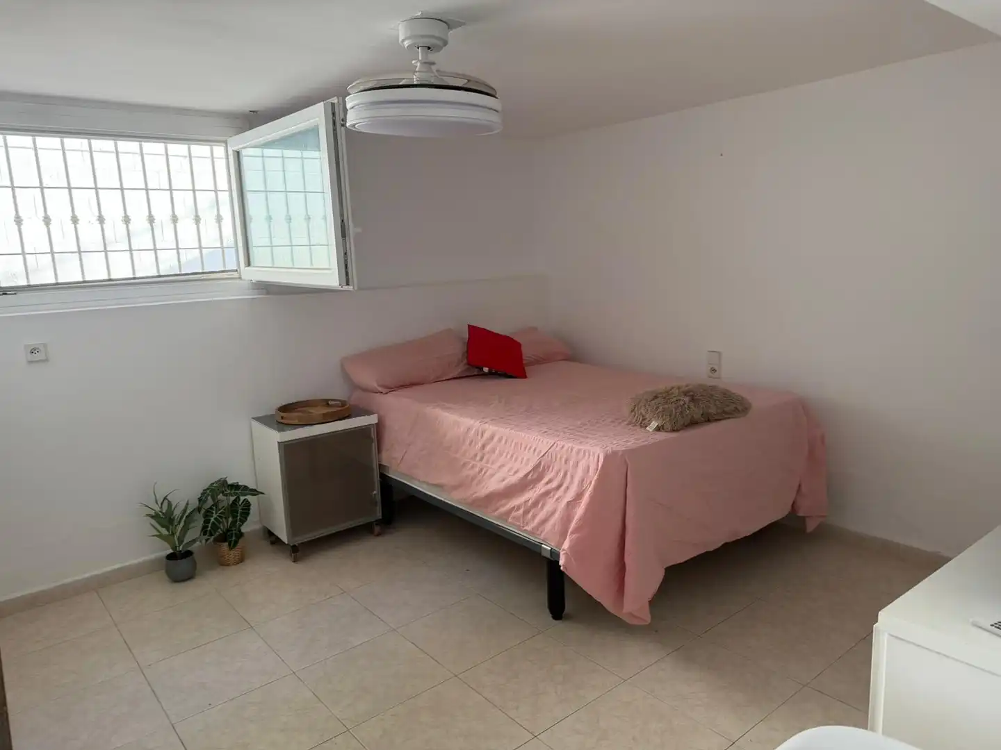 Habitación de Casa o chalet en venta en Torremolinos con Aire acondicionado, Calefacción y Terraza