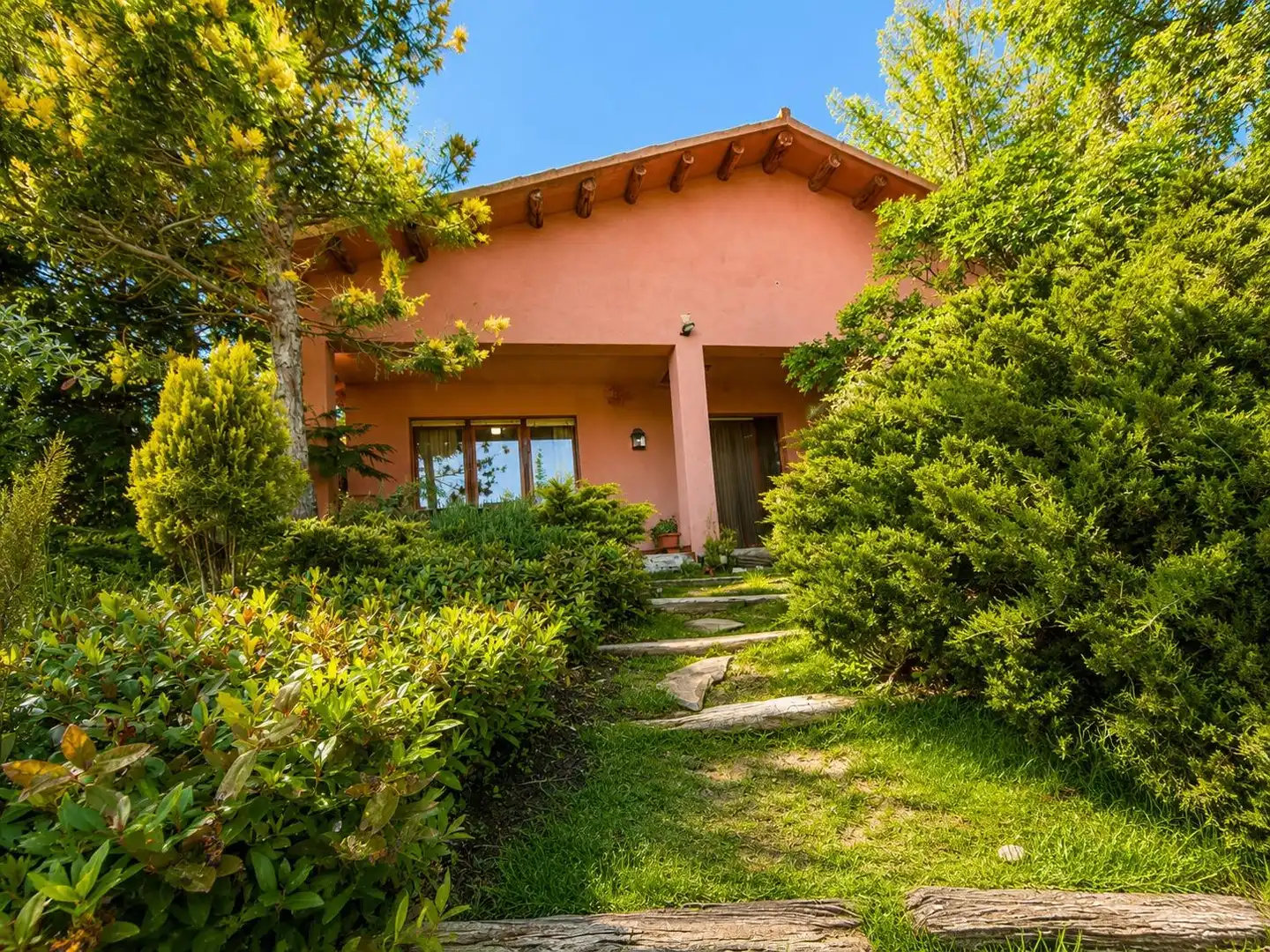Vista exterior de Casa o chalet en venta en Prades con Calefacción, Jardín privado y Terraza