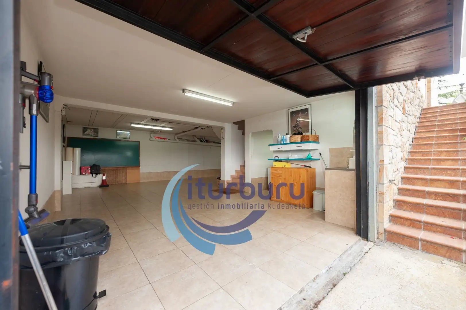 Casa o chalet en venta en Zamudio con Calefacción, Jardín privado y Terraza