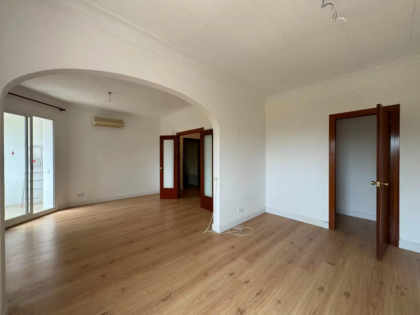 Sala de estar de Piso en venta en Barcelona con Aire acondicionado, Calefacción y Parquet