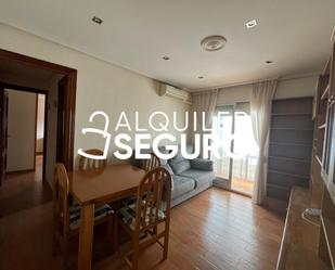 Sala d'estar de Pis de lloguer en  Madrid Capital amb Aire condicionat, Calefacció i Terrassa