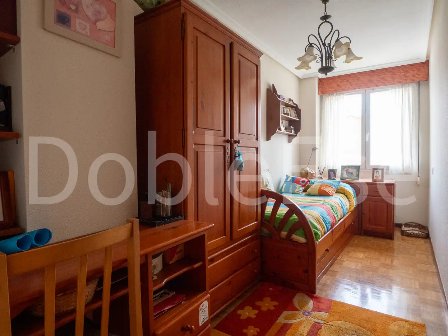 Habitación de Piso en venta en Gijón  con Calefacción, Parquet y Trastero
