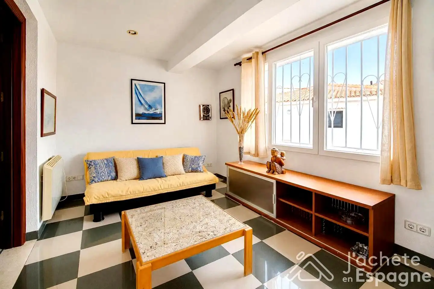 Sala d'estar de Casa o xalet en venda en Vinaròs amb Aire condicionat, Calefacció i Jardí privat