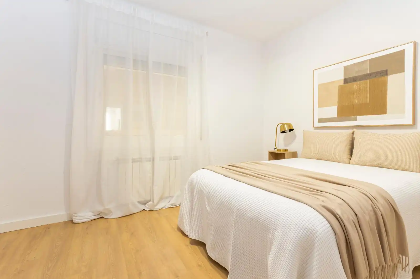 Schlafzimmer von Wohnung zum Verkauf in Terrassa mit Heizung, Parkett und Ofen