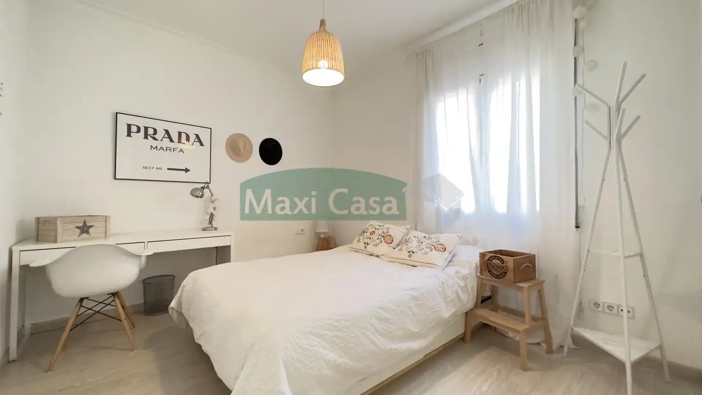 Dormitori de Pis en venda en Barcelona amb Aire condicionat, Parquet i Terrassa