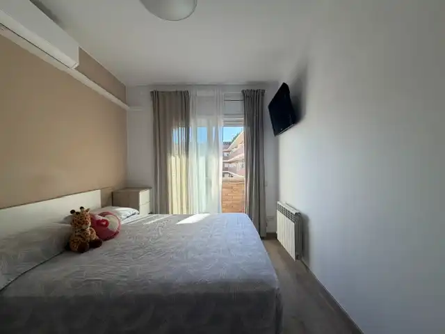 Piso con terraza en venta en Passeig del Camp del Roure 871L, imagen 13
