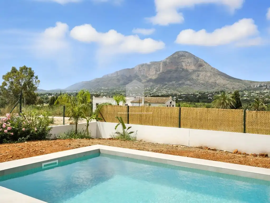 Houses for sale in Partides comunes - Adsubia