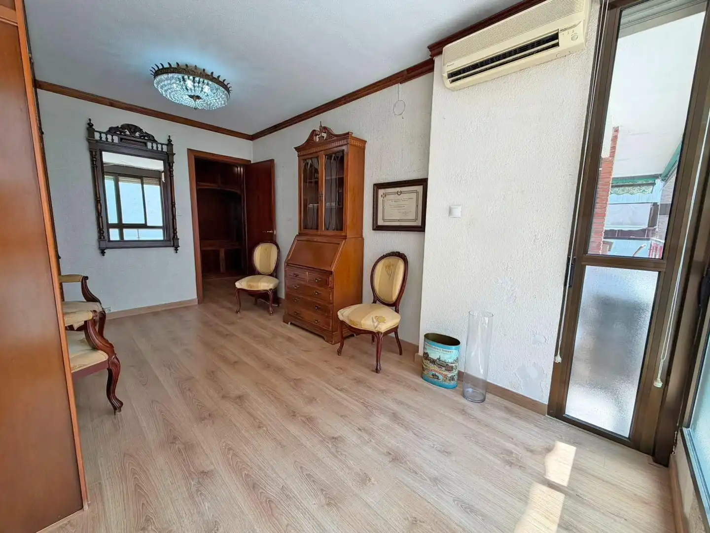 Wohnzimmer von Wohnung zum Verkauf in Alicante / Alacant mit Klimaanlage, Terrasse und Abstellraum
