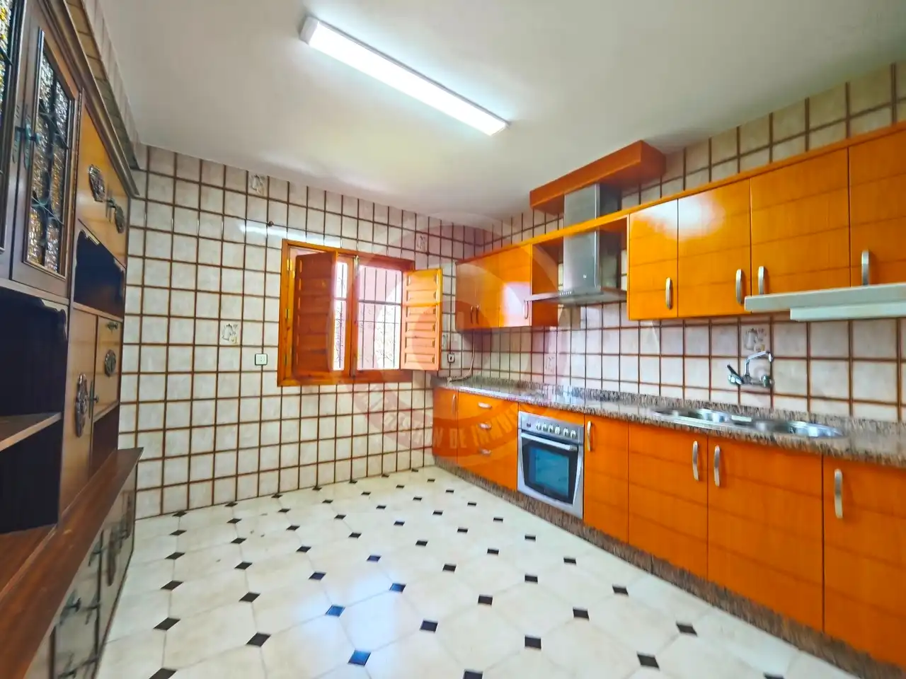 Cuina de Casa o xalet en venda en Vélez-Málaga amb Terrassa