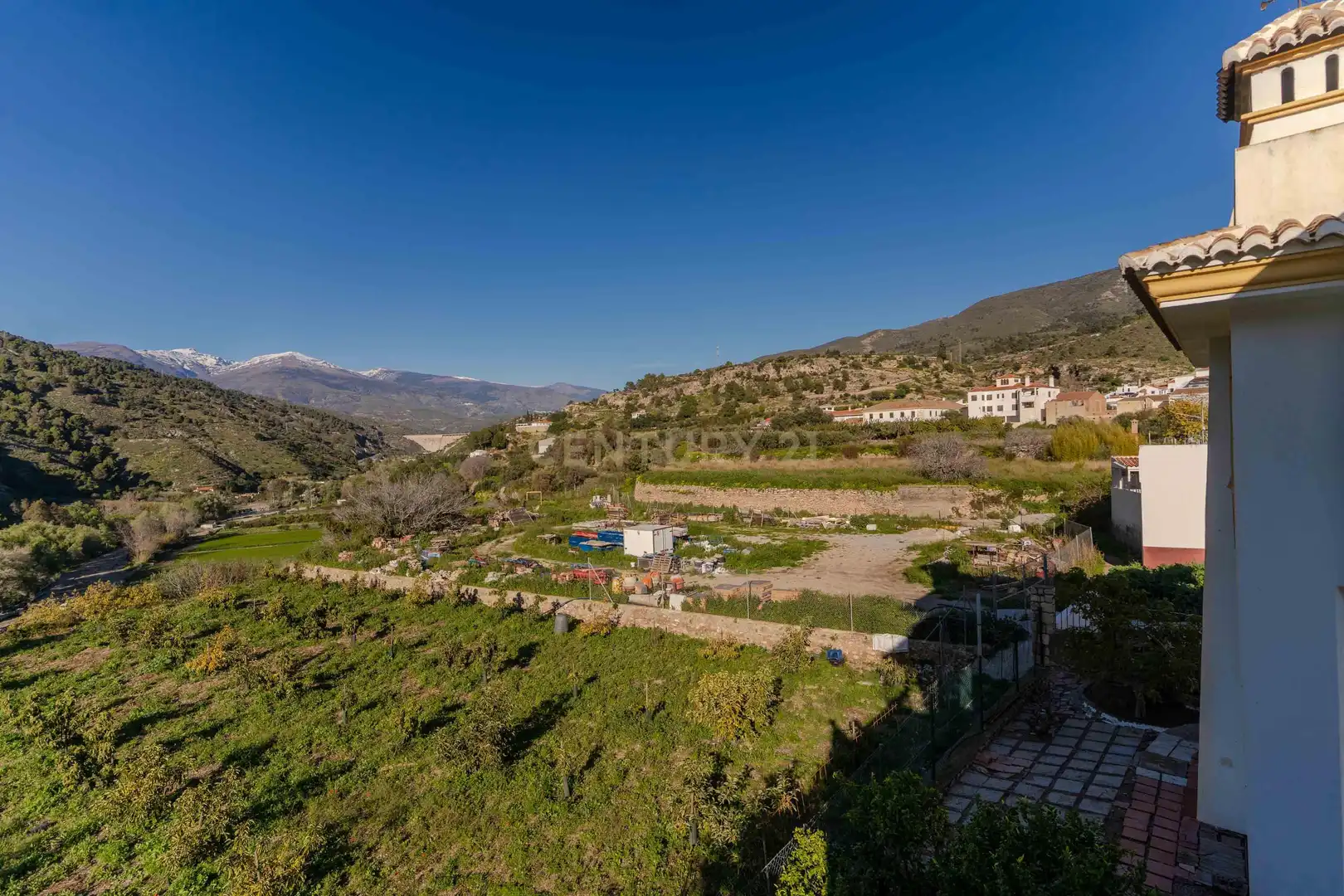 Garden of Houses for sale in Vélez de Benaudalla  with Private garden