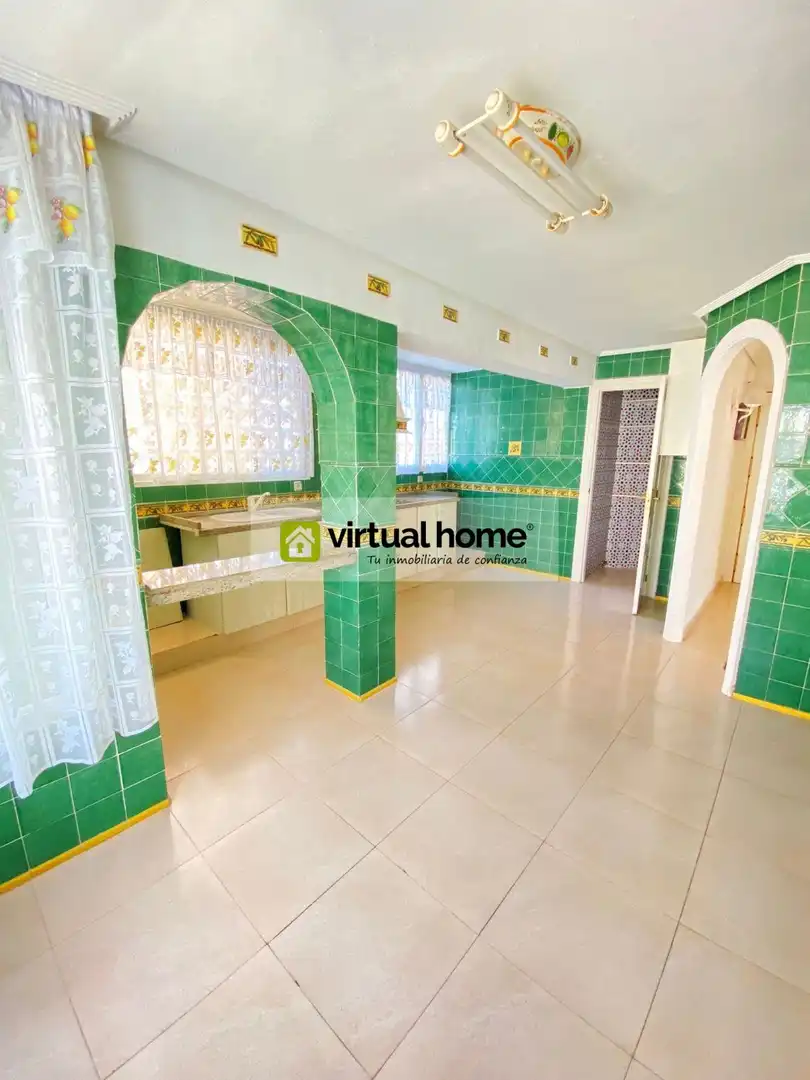 Kitchen of Flat for sale in Benidorm  with Air Conditioner, Heating and Private garden