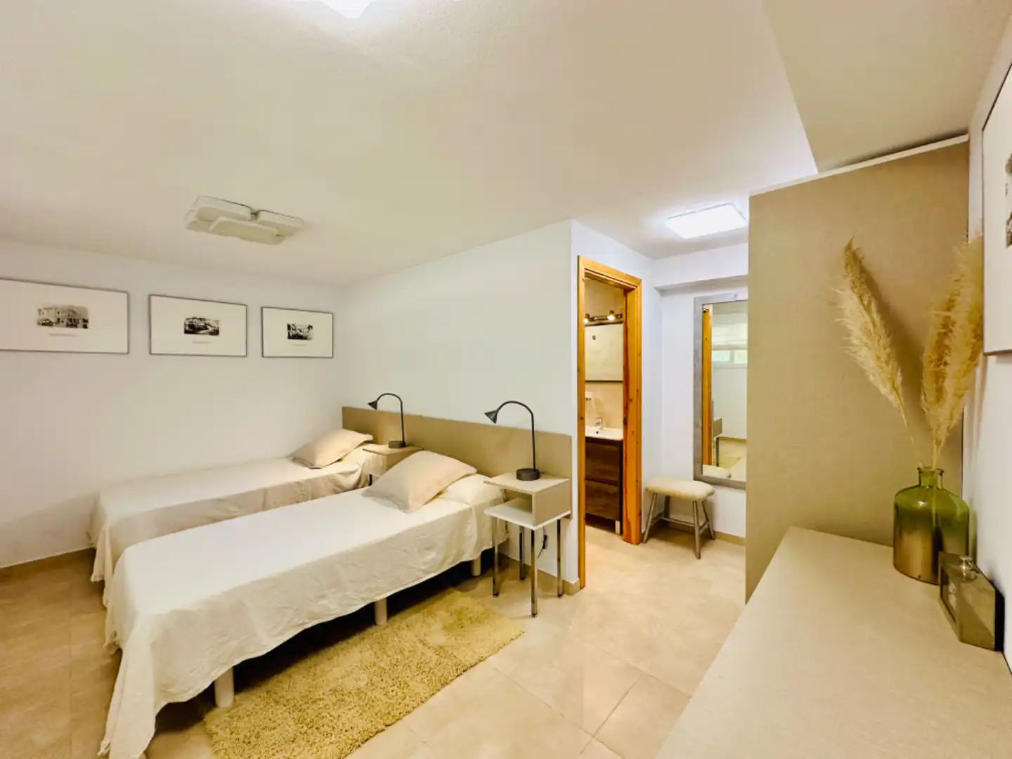 Habitación de Casa o chalet en venta en Sant Joan de Labritja con Aire acondicionado, Calefacción y Jardín privado