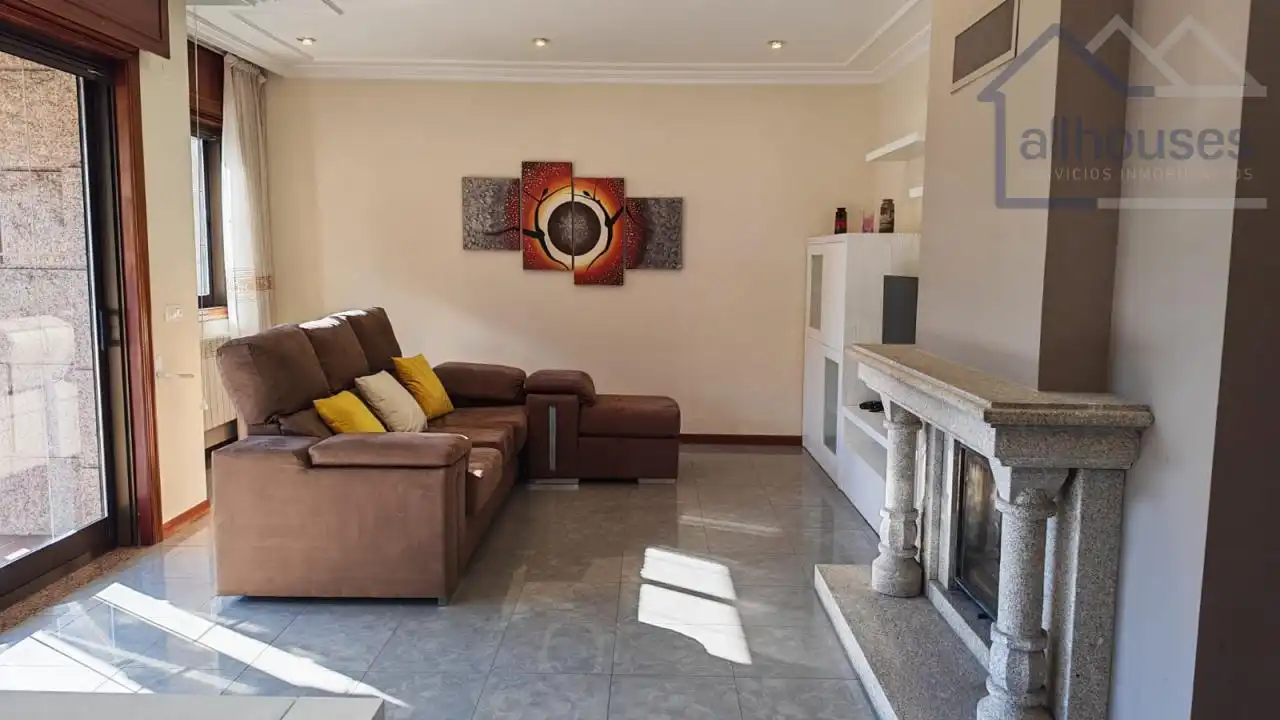Living room of Houses for rent in Vigo   with Heating, Private garden and Terrace