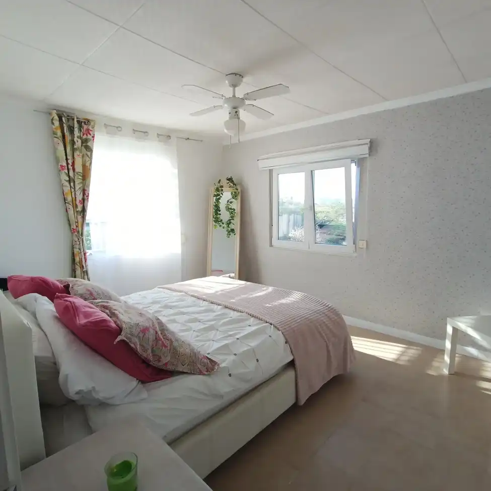 Dormitori de Casa o xalet en venda en Murcia amb Piscina