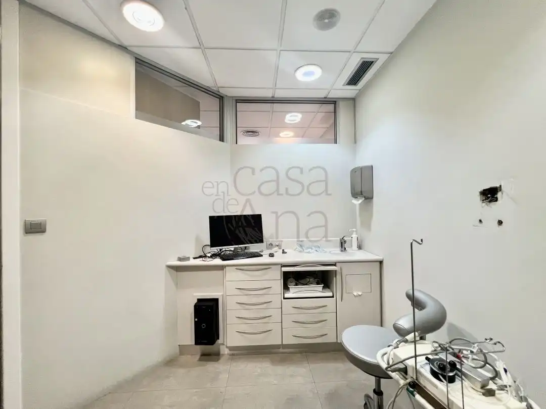 Bureau avec ascenseur à louer à Avda. Madariaga, imagen 14