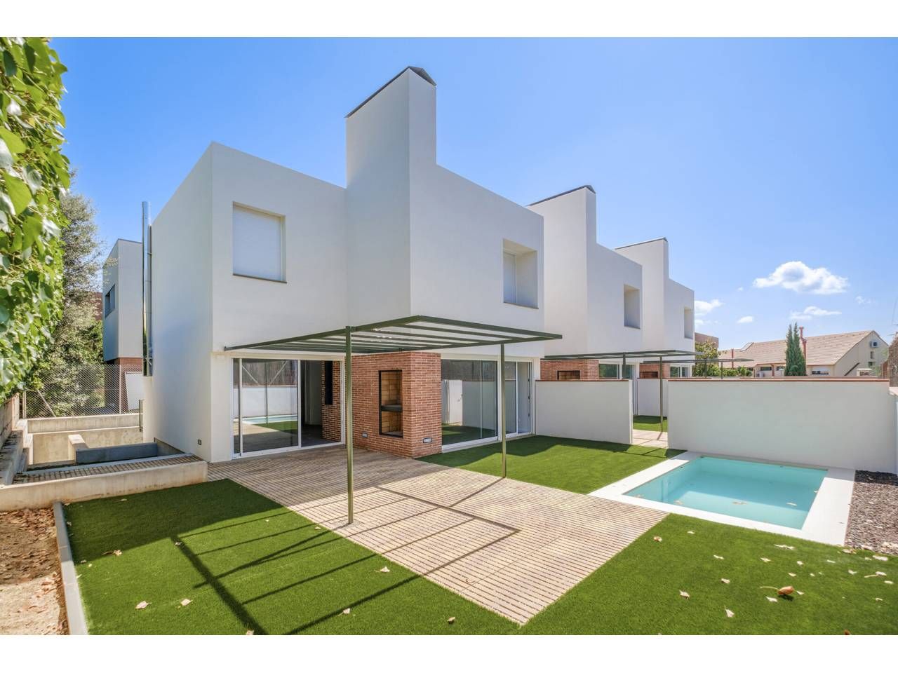 Vista exterior de Casa o chalet de alquiler en Matadepera con Calefacción, Jardín privado y Piscina