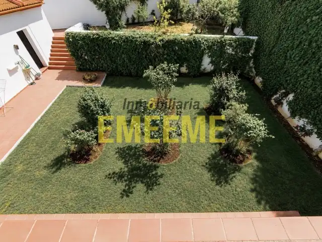 Houses for sale in La Planilla