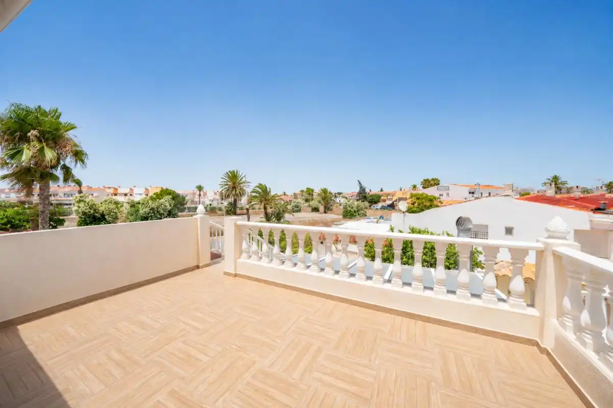 Terraza de Casa adosada en venta en Torrevieja con Calefacción