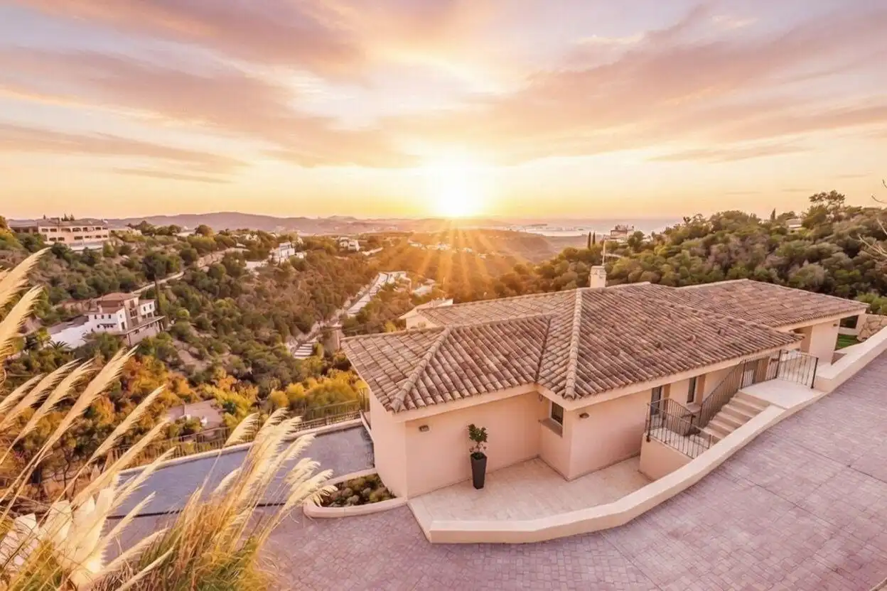 Villa mit Terrasse zum Verkauf in Calle de la Roca del Sol, imagen 2