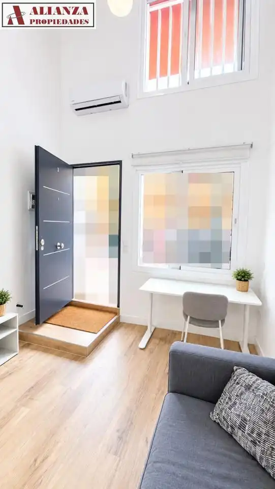 Bedroom of Study for rent in Málaga  with Air Conditioner