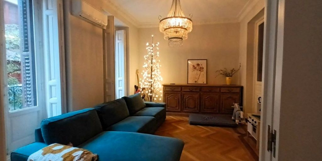 Sala d'estar de Pis en venda en  Madrid Capital amb Aire condicionat, Calefacció i Traster