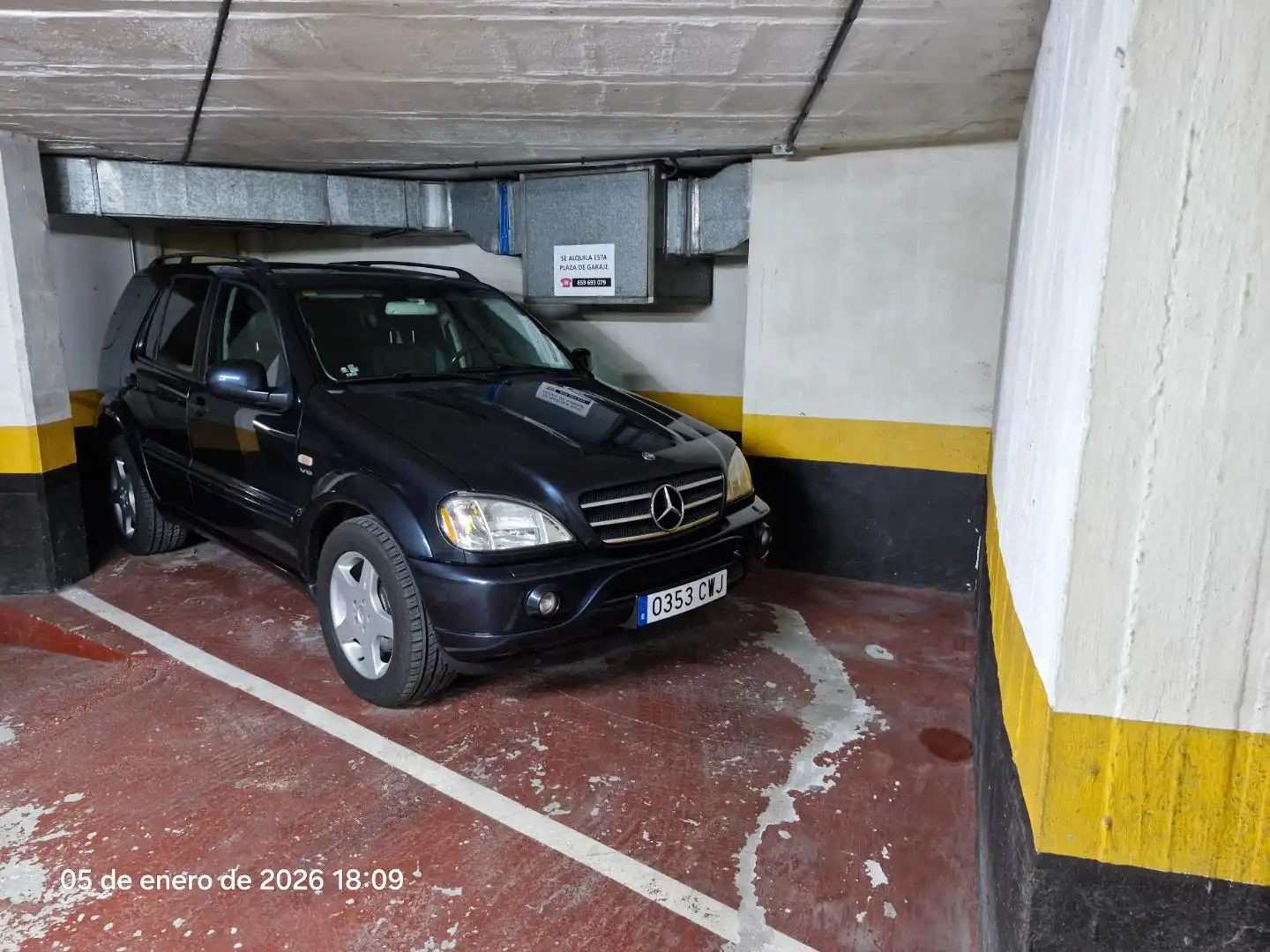 Parking of Garage for rent in Ribeira