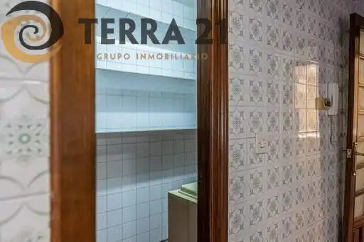 Flat for sale in Jaén  with Air Conditioner, Heating and Terrace
