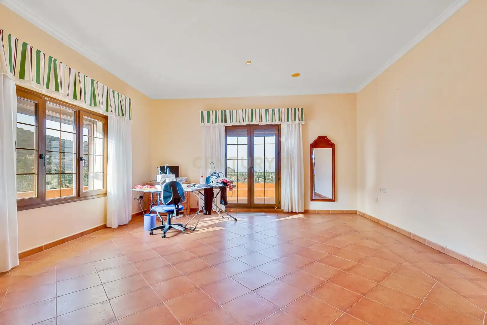 Apartments for sale in Polígono 52 Parcela 35 LAS VIÑAS. MALAGA (MÁLAGA), 26, Cortijo de Maza - Finca Monsalvez - El Olivar