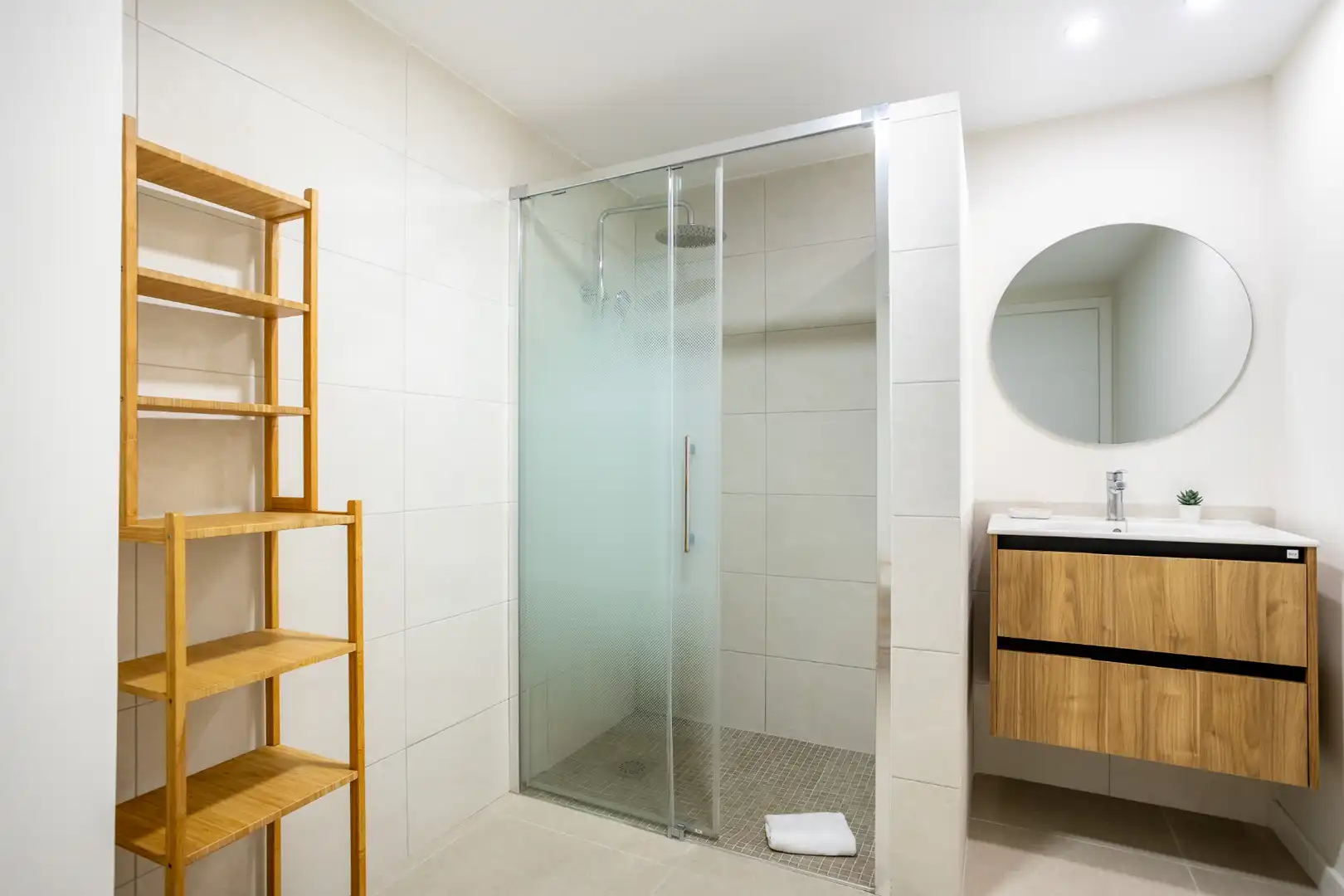 Baño de Piso de alquiler en San Cristóbal de la Laguna con Calefacción, Amueblado y Horno