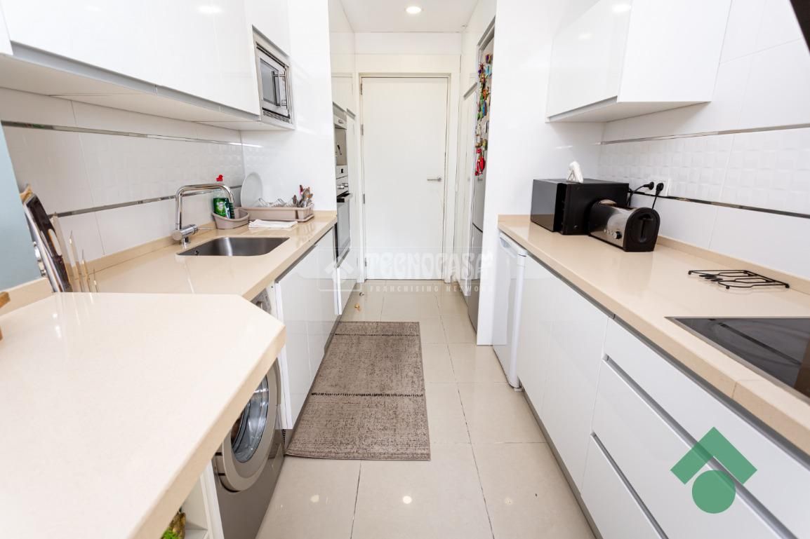 Flat for sale in Av. Virgen del Carmen, Casco Antiguo